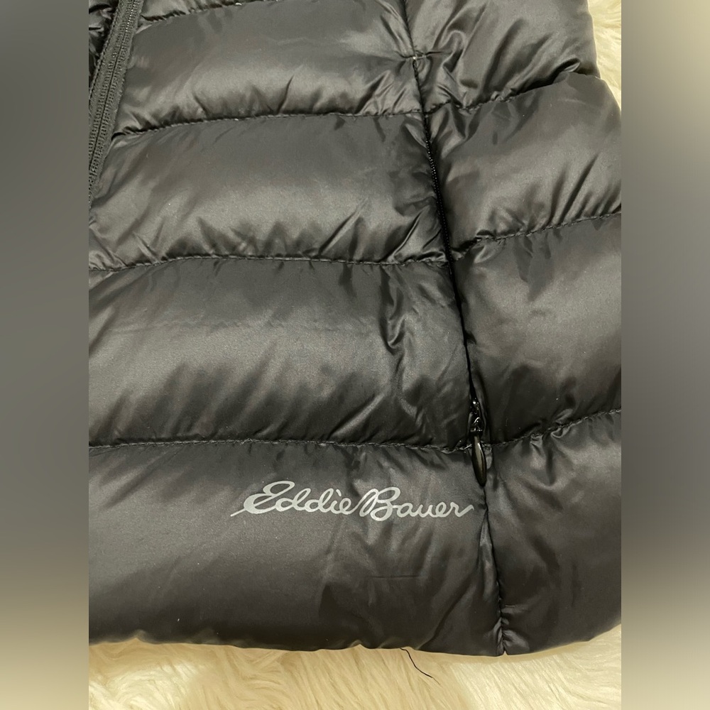 Eddie Bauer * Down Cirruslite Puffer Vest, Black, Women’s size XS - Picture 7 of 12